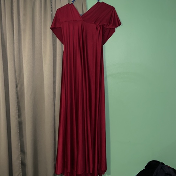 72 styles infinity bridesmaid dress - size OS Plus - Picture 4 of 4